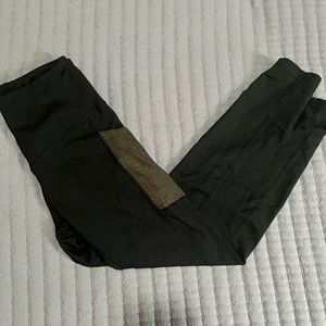 Born Primitive crop leggings! New!